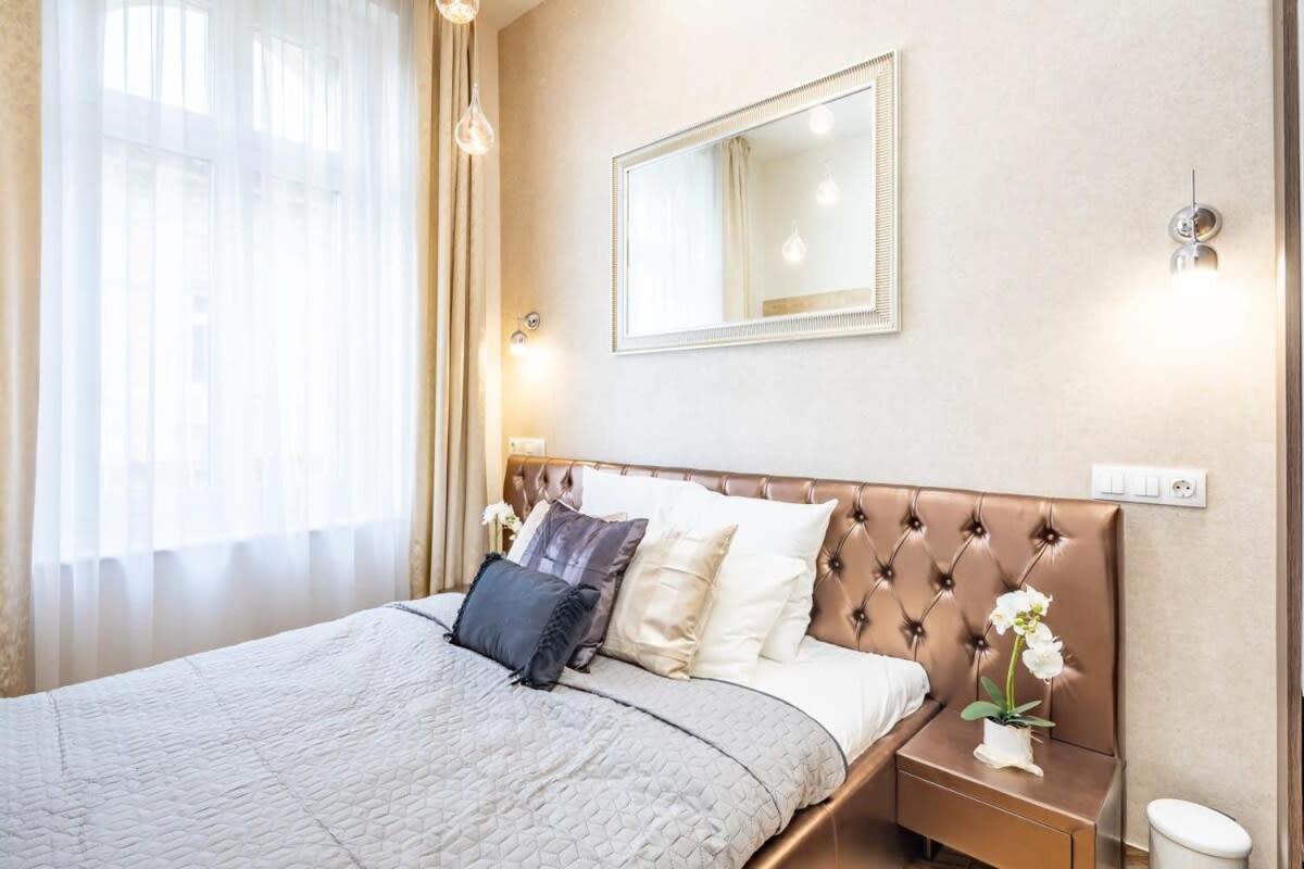 Splendid Perfectly Located Flat With Sauna Apartamento Budapeste Exterior foto
